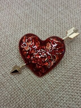 Red Heart Arrow Brooch Gold Tone Enamel Rhinestone Cupid Pin Costume OS